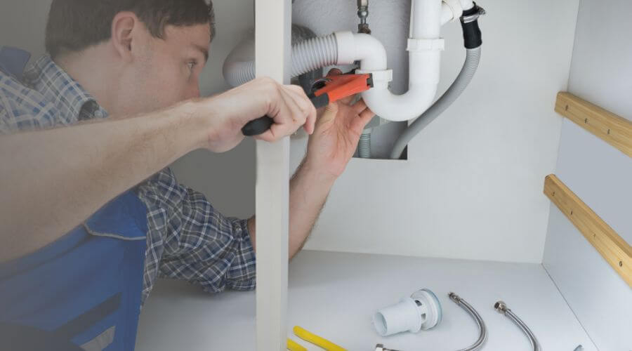 Professional emergency plumbing in Henderson, IL